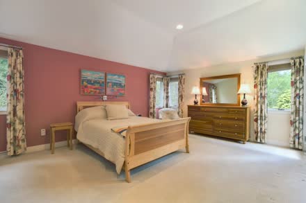 28 Brooks Rd s049