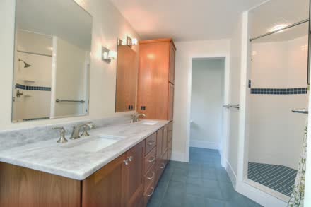 28 Brooks Rd s053