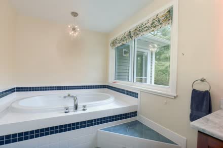 28 Brooks Rd s054