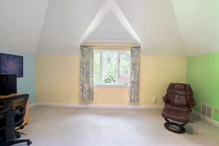 28 Brooks Rd s056