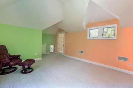 28 Brooks Rd s058