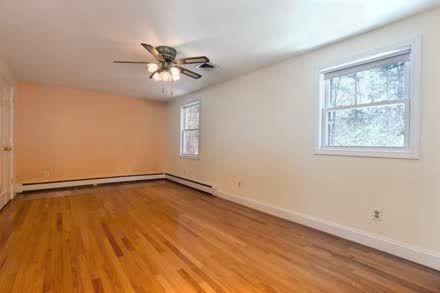 2 Seekonk St s011