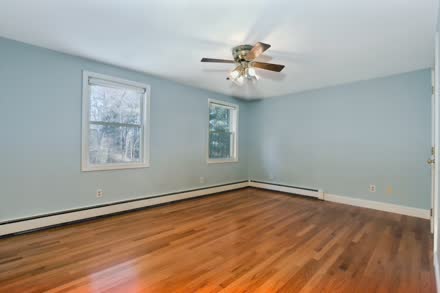 2 Seekonk St s013