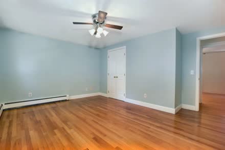 2 Seekonk St s014