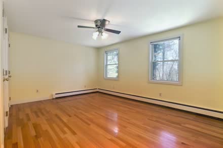 2 Seekonk St s017