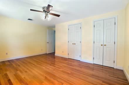 2 Seekonk St s018