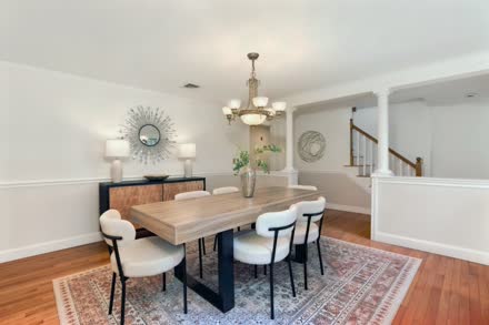 2 Seekonk St s023
