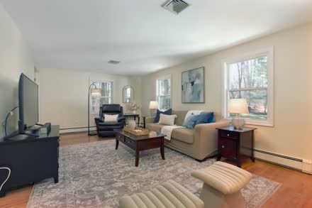 2 Seekonk St s025