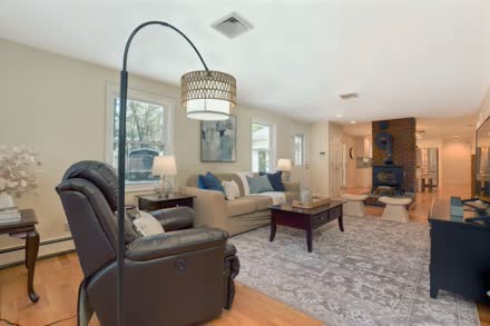 2 Seekonk St s027