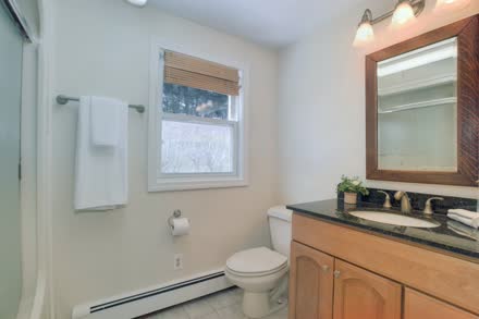 2 Seekonk St s038