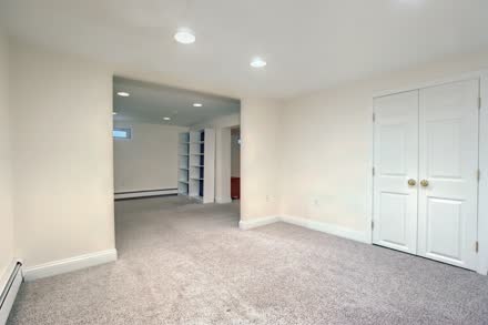 2 Seekonk St s040
