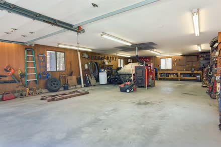 2 Seekonk St s054