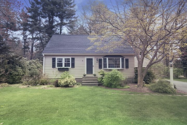 123 Harding St s041