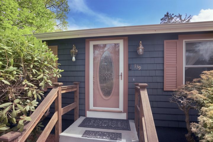 139 Grove St s005