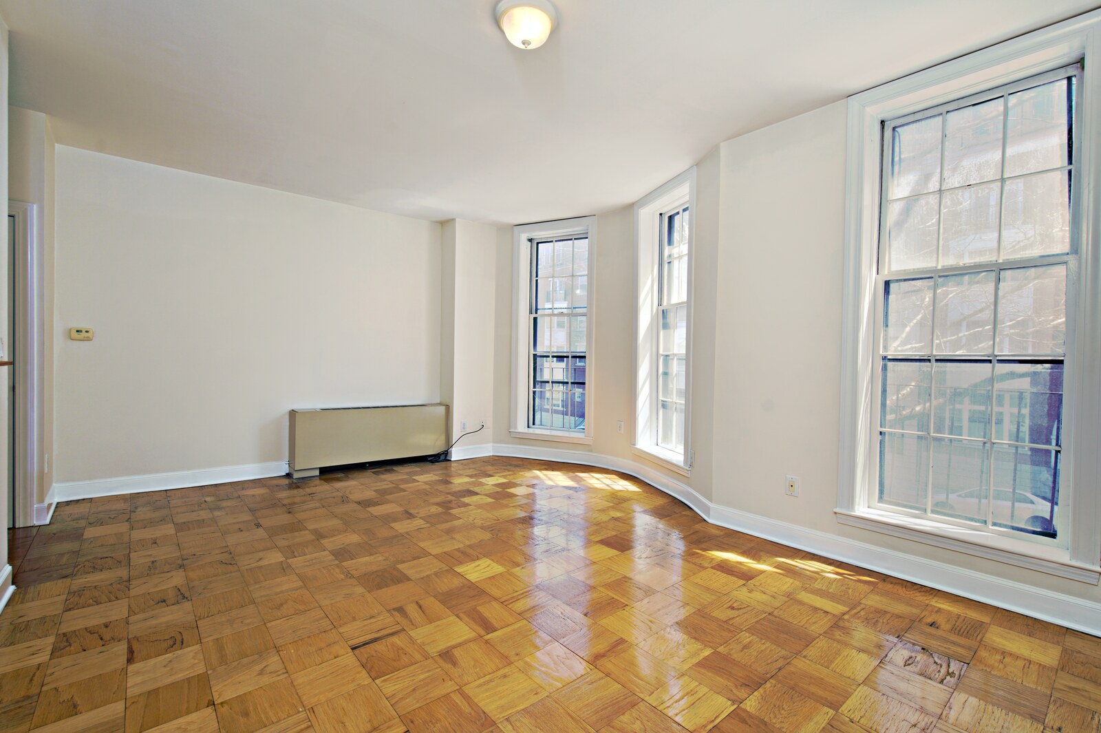 21 Bowdoin St 2C scene 14
